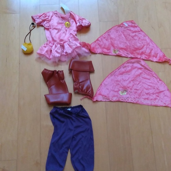 New Izzy costume - Picture 2 of 3